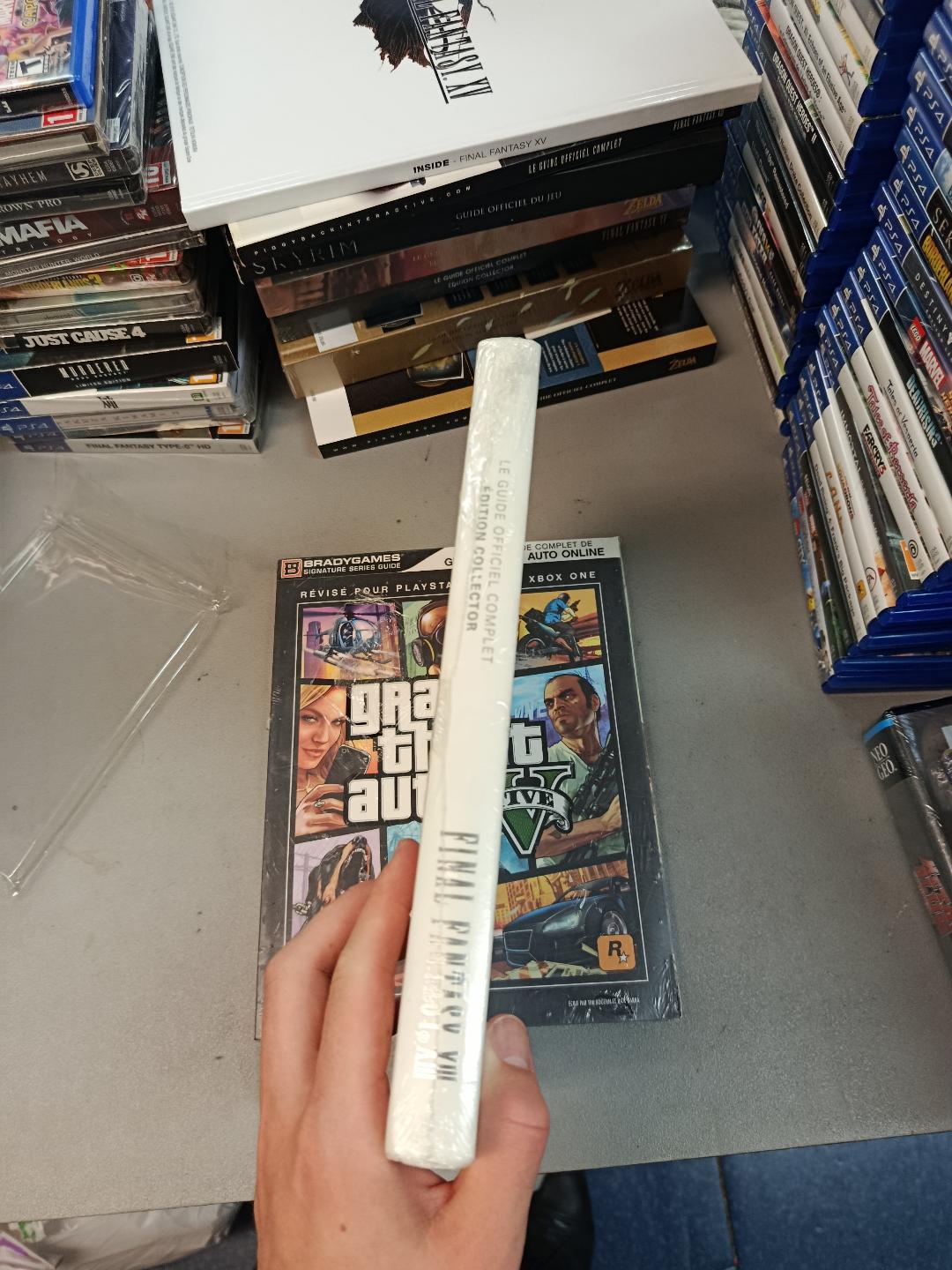 Guide Final Fantasy XIII Version Française blister
