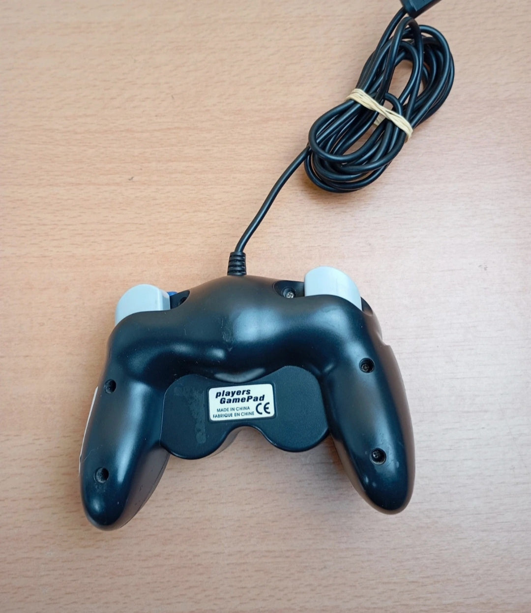Manette Noire GameCube Non officielle (joueur)