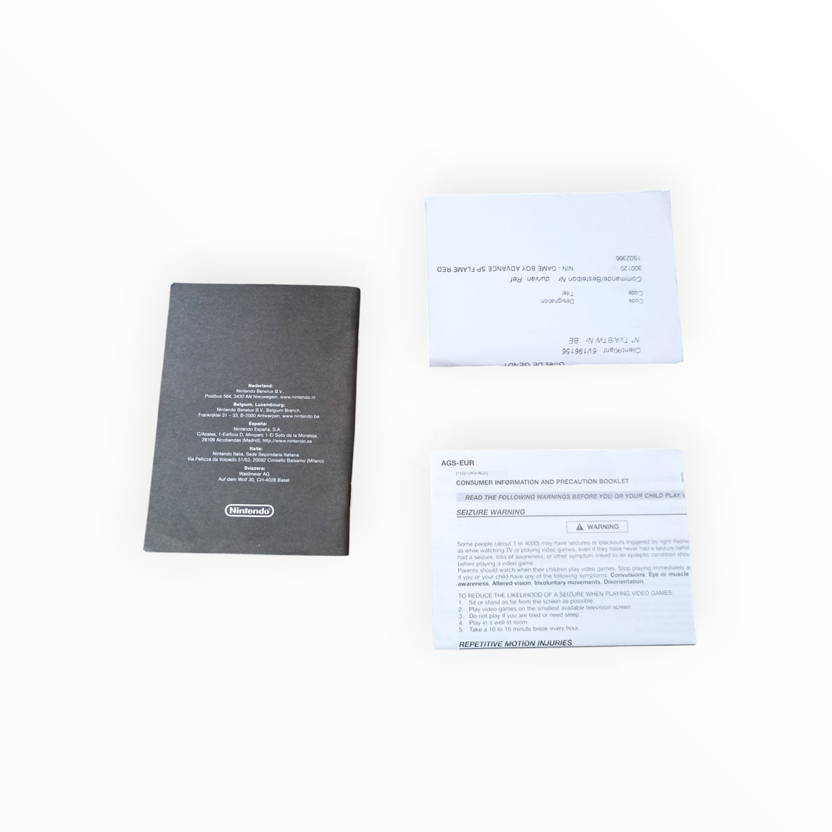 Boite GameBoy Advance édition rouge avec notice et chargeur