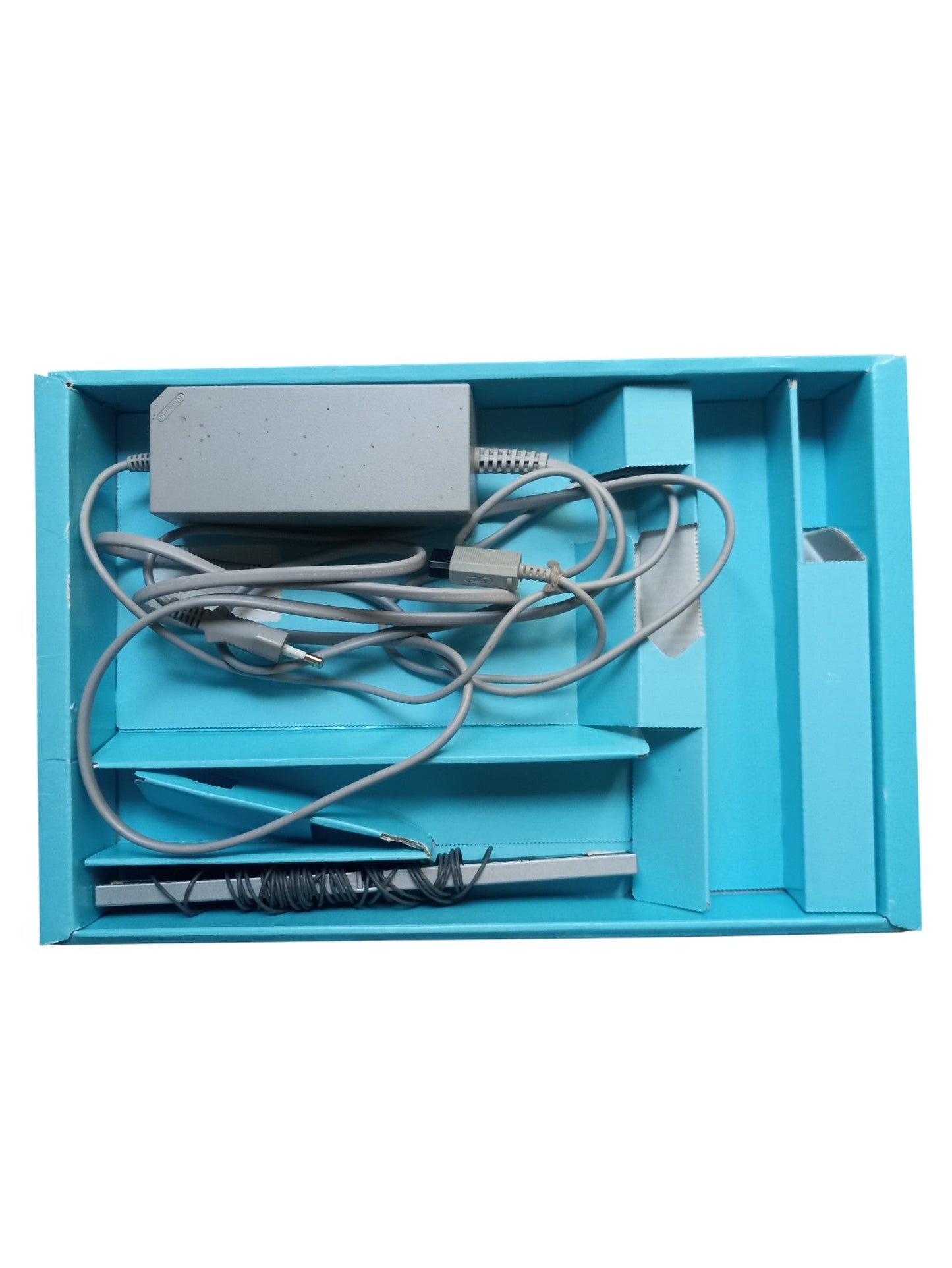 Nintendo Wii Blanche – Pack Wii Sports – Complet en boîte (sans manettes, PAL) - Masaru