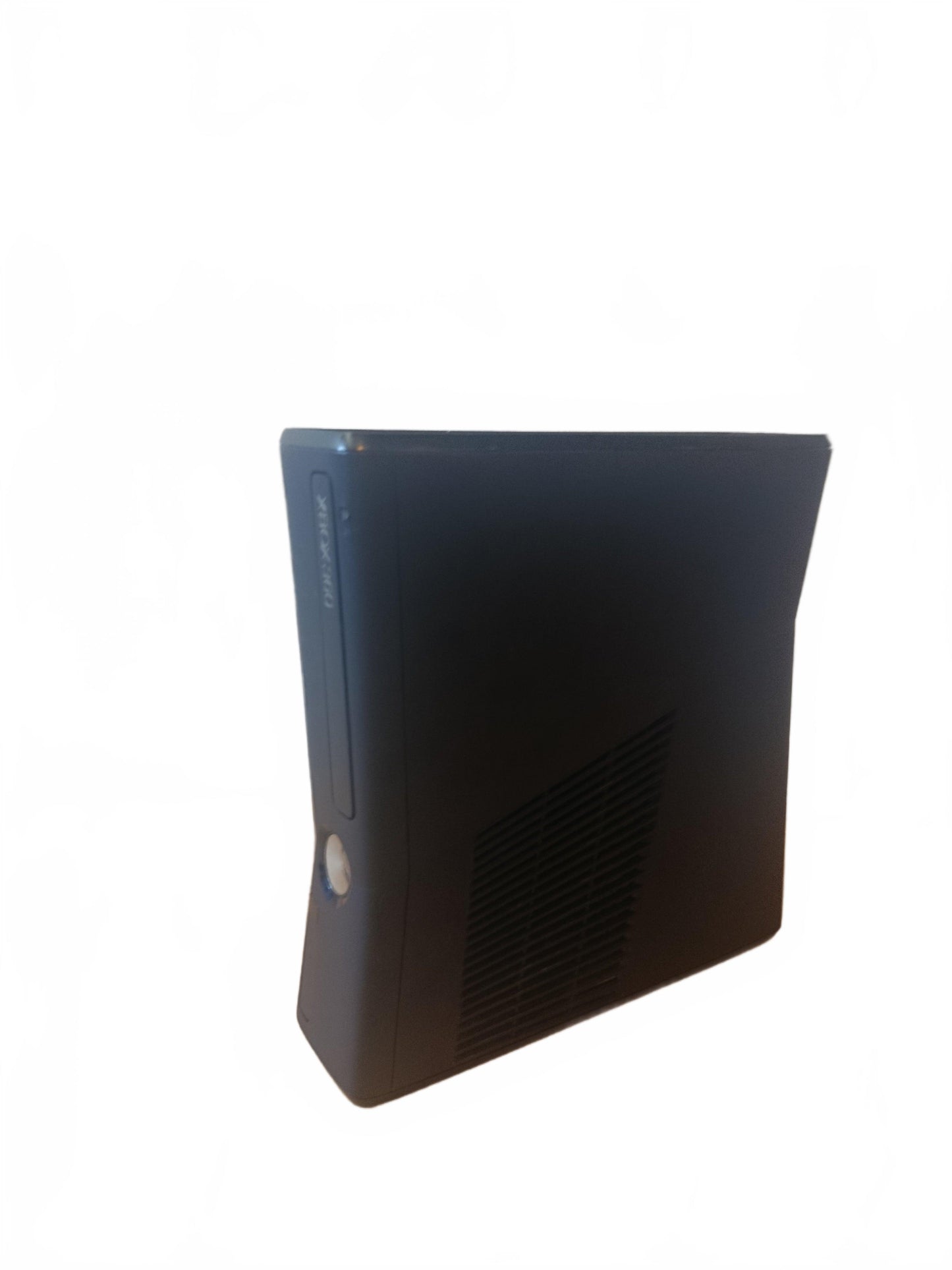 Console Xbox 360 sans disque dur avec manette et câbles