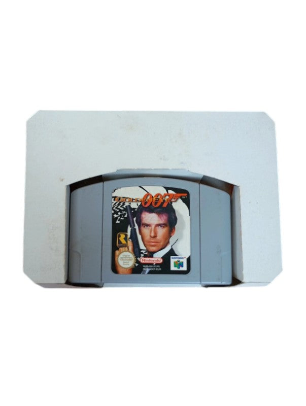 GoldenEye 007 en boîte