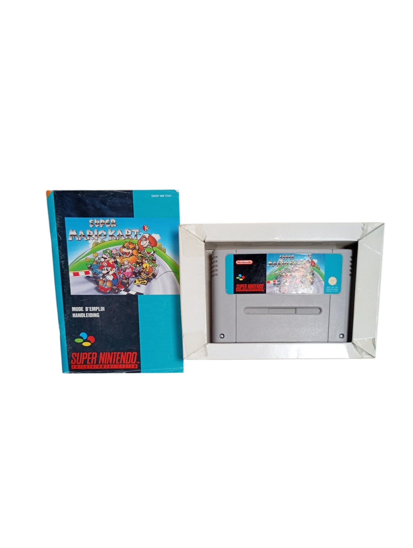 Super Mario Kart Super Nintendo (SNES)