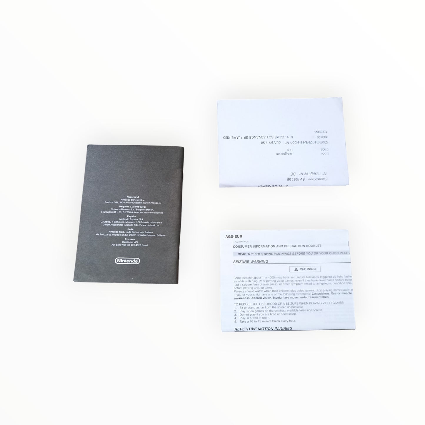 Boite GameBoy Advance édition rouge avec notice et chargeur