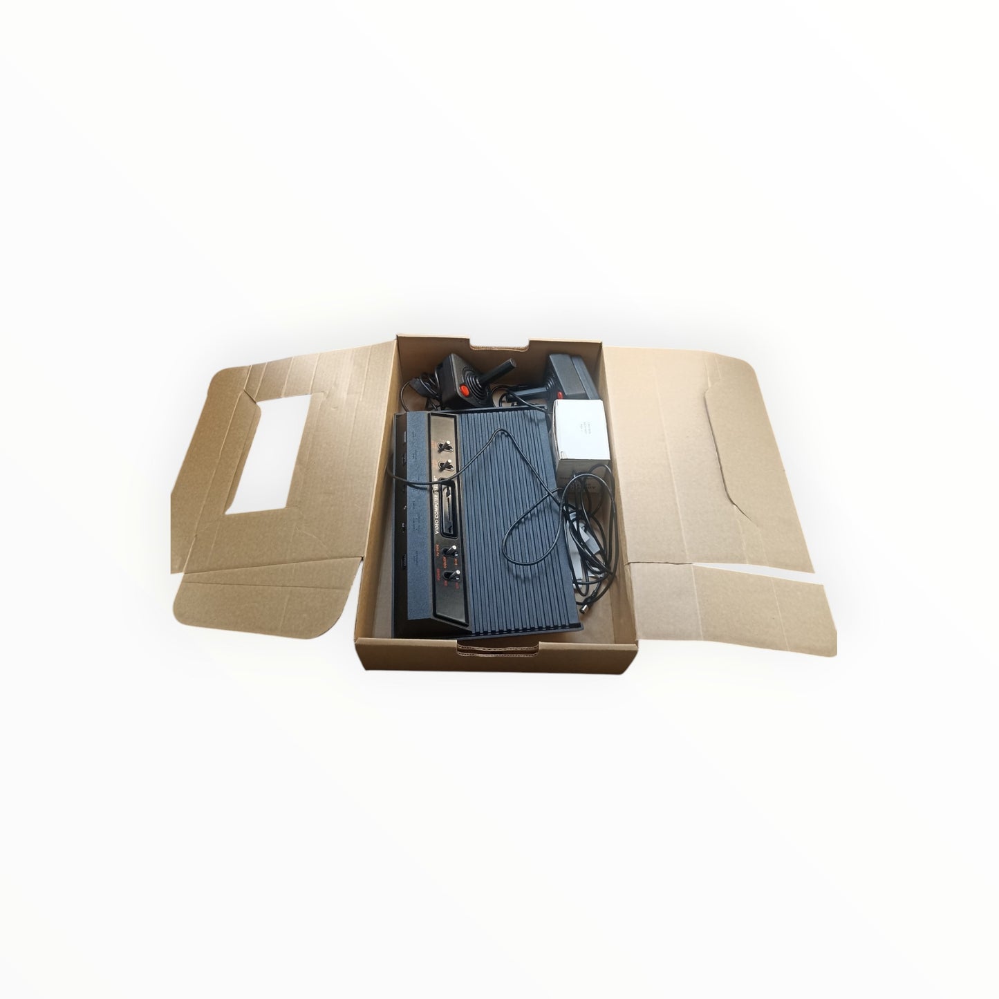 Atarie en boite Console réservé