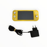 Console nintendo switch light en boite avec chargeur