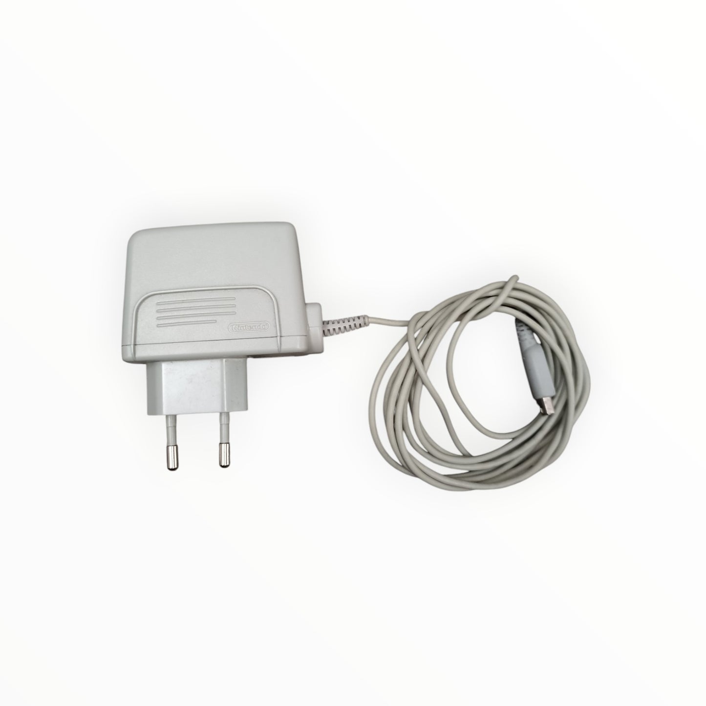 Boite seule Console Nintendo 3DS avec chargeur