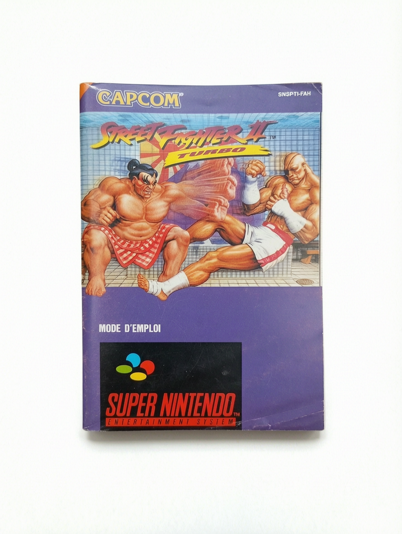 Notice Street Fighter Turbo II Super NIntendo (SNES)