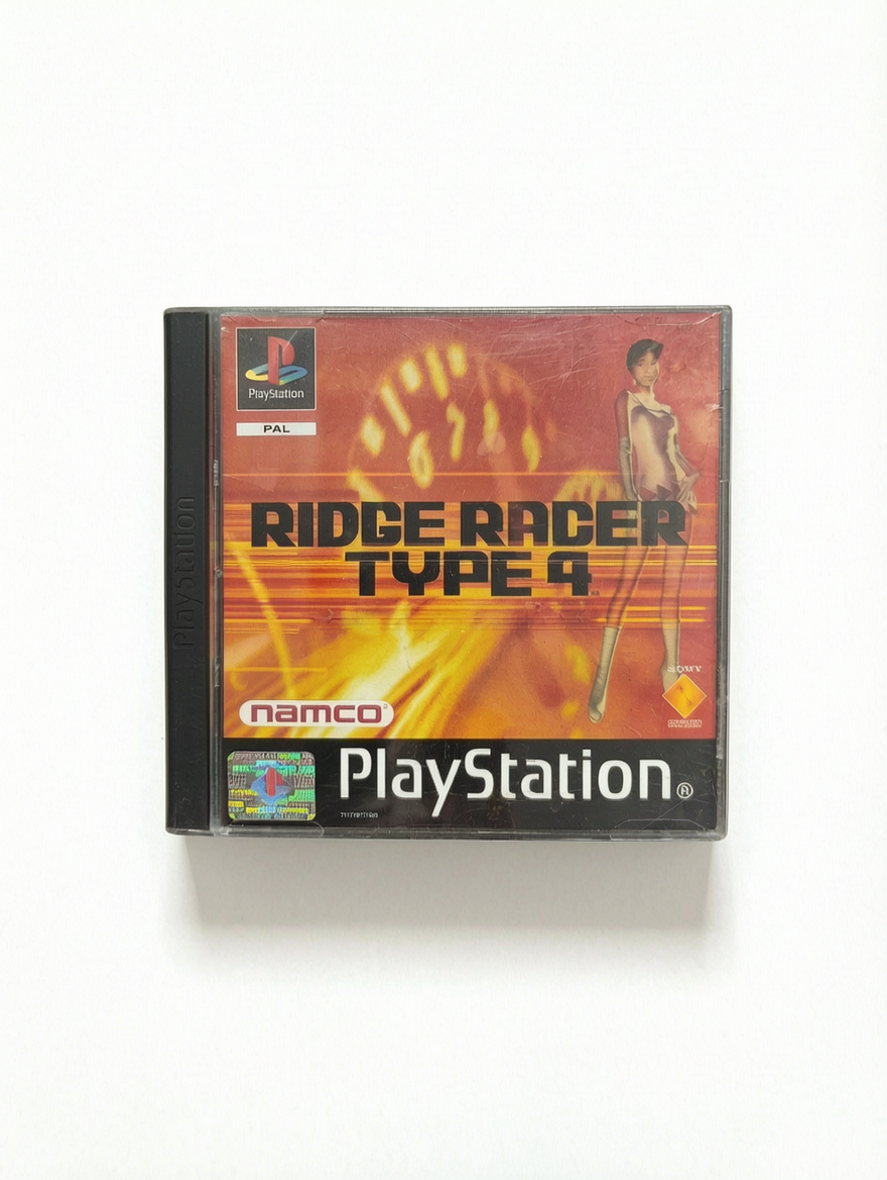 Ridge Racer Type 4 – PlayStation 1 complet