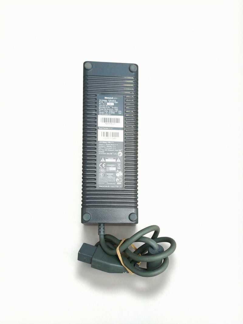 Câble d'alimentation Xbox 360 200-240V -2.7A (175W)