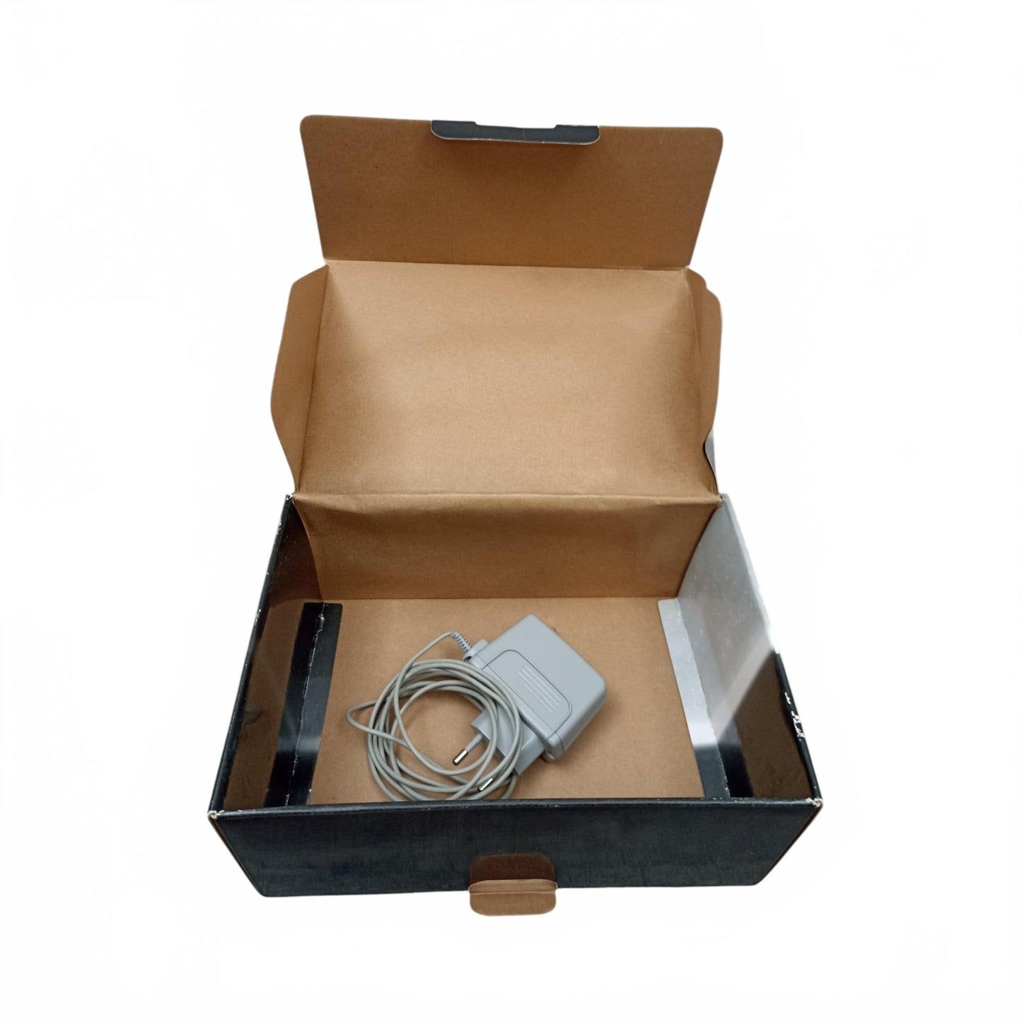 Boite seule Console Nintendo 3DS avec chargeur