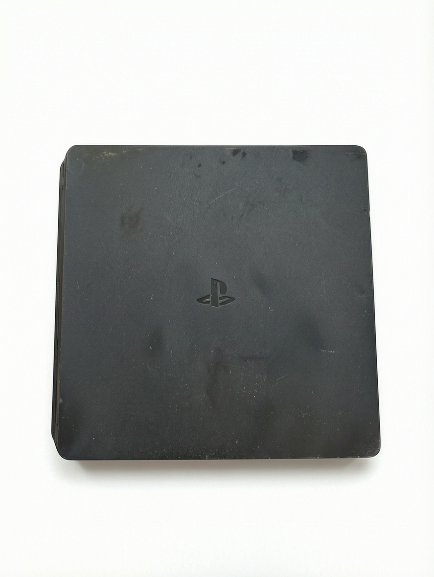 Console Playstation 4 (PS4) Slim