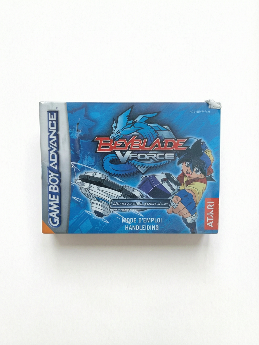 Notice Beyblade V-Force Game Boy Advance